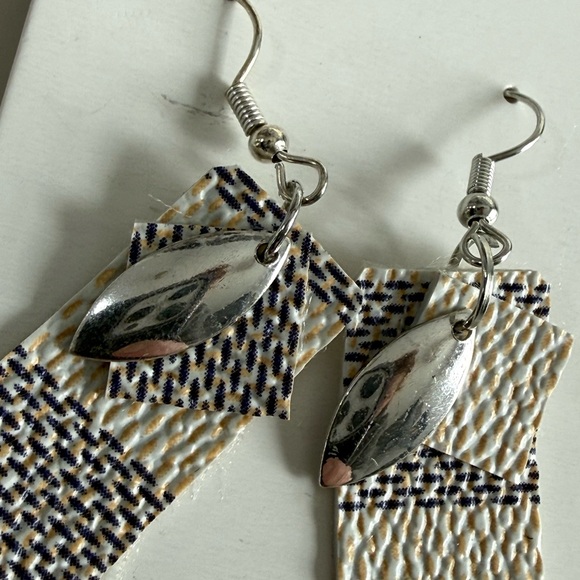 Louis Vuitton upcycled Damier Azur Y2K authentic material fringe dangle earrings - Picture 5 of 5